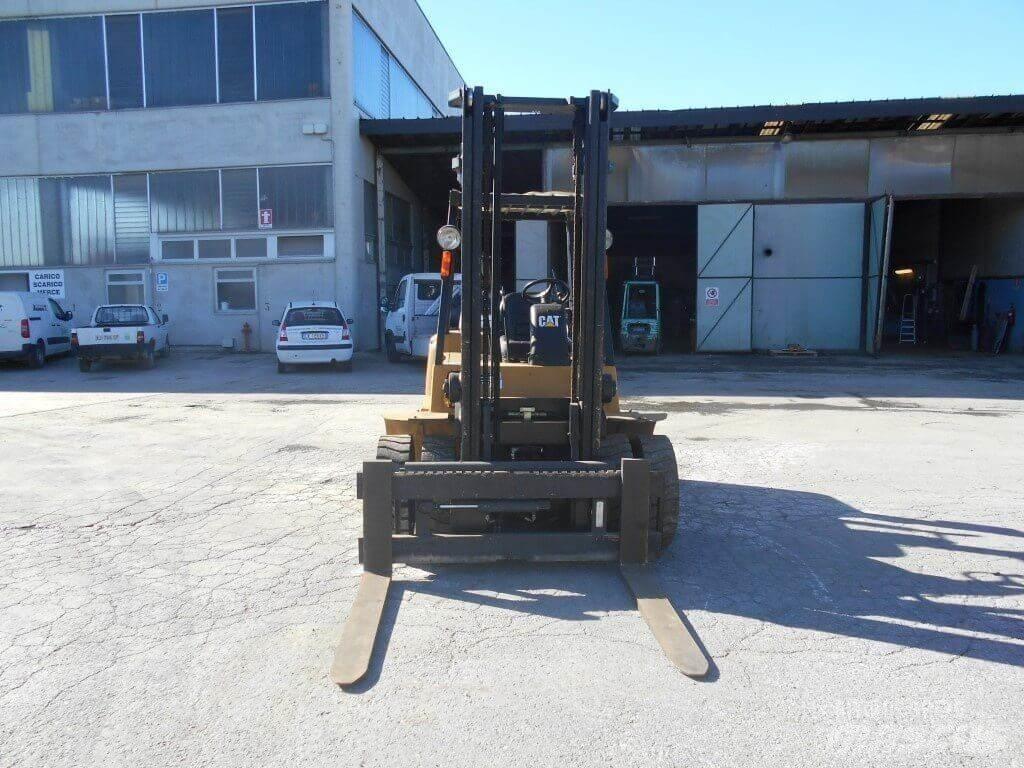 CAT DP40KL Carrelli elevatori diesel