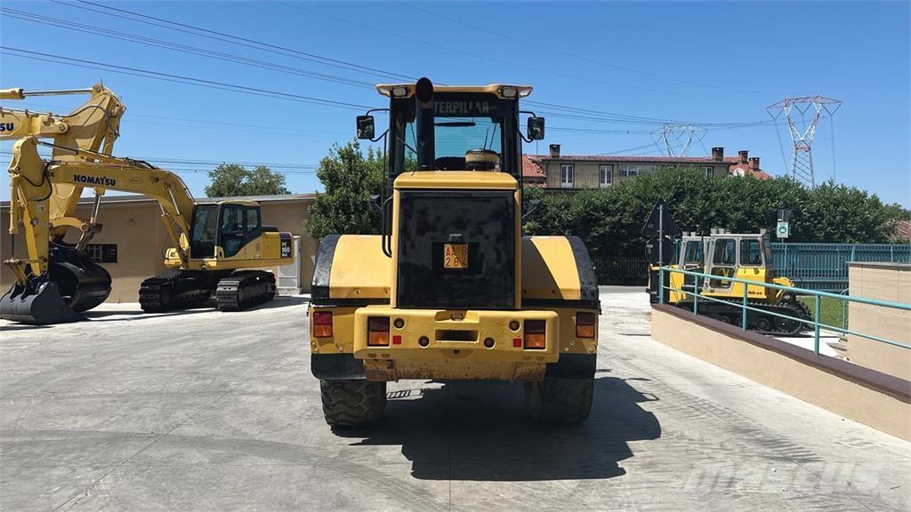 CAT IT28G 4X4 Pale gommate