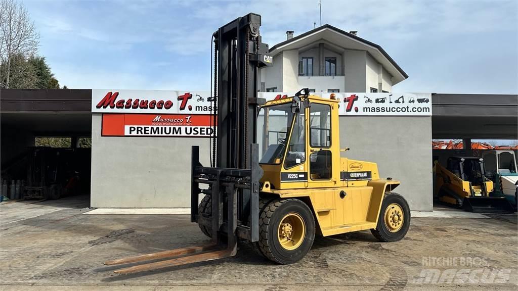 CAT V225C Carrelli elevatori diesel