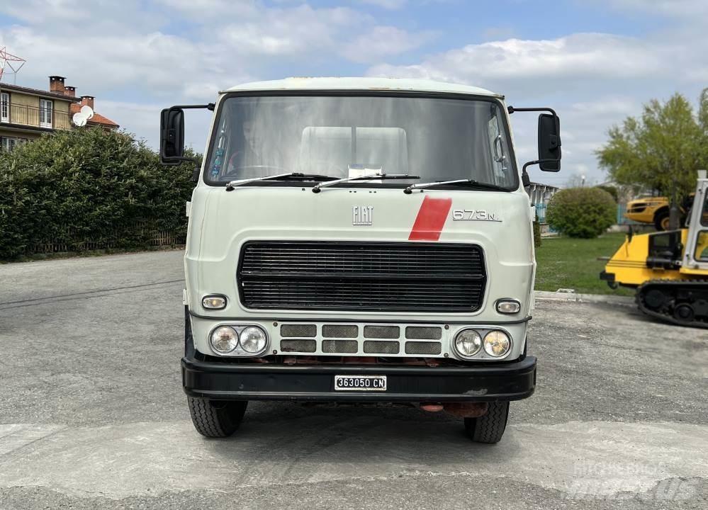 Fiat 673N 4X2 Camion altro