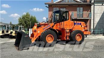 Fiat-Kobelco W 170 Pale gommate