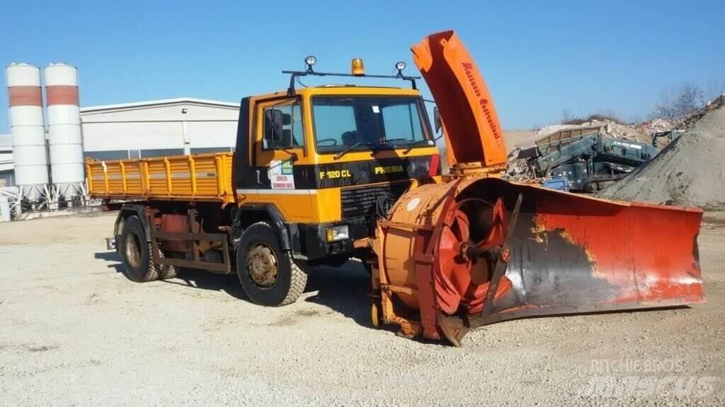  Fresia F120CL Lame spazzaneve e aratri