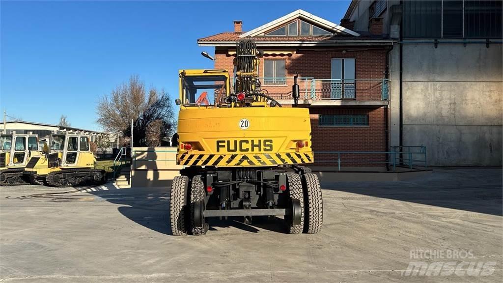 Fuchs MHB 230 ZW 4x4 Escavatori gommati
