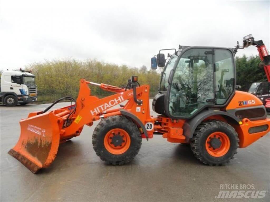 Hitachi ZW 65 Lame spazzaneve e aratri