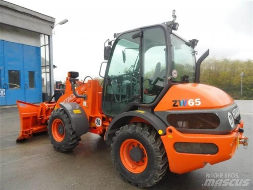 Hitachi ZW 65 Lame spazzaneve e aratri