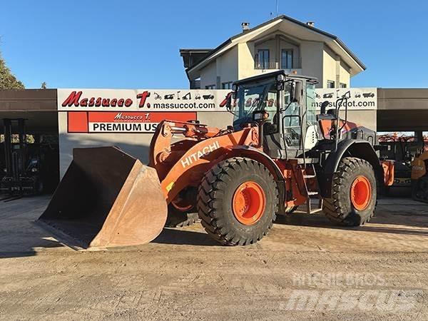 Hitachi ZW220-6 Pale gommate