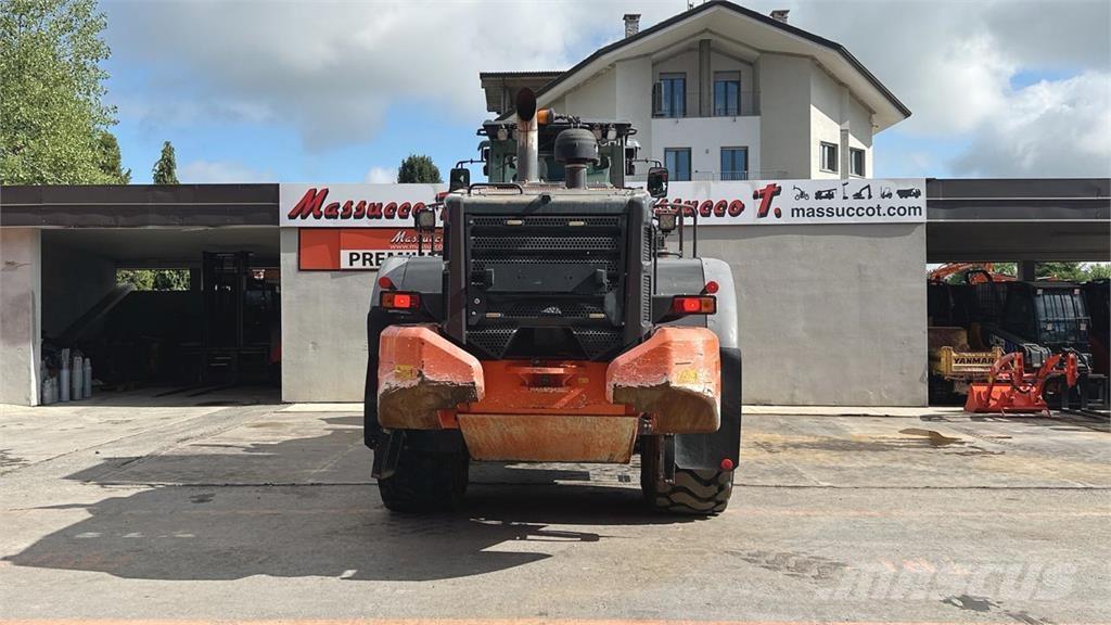 Hitachi ZW310-6 Pale gommate