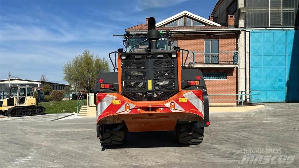 Hitachi ZW310-7 Pale gommate