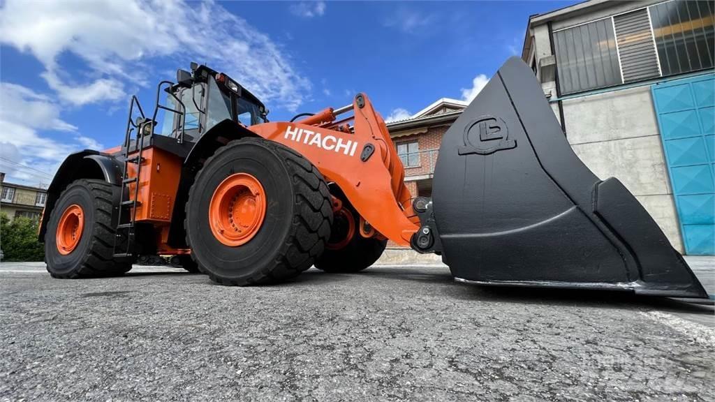 Hitachi ZW370-6 Pale gommate