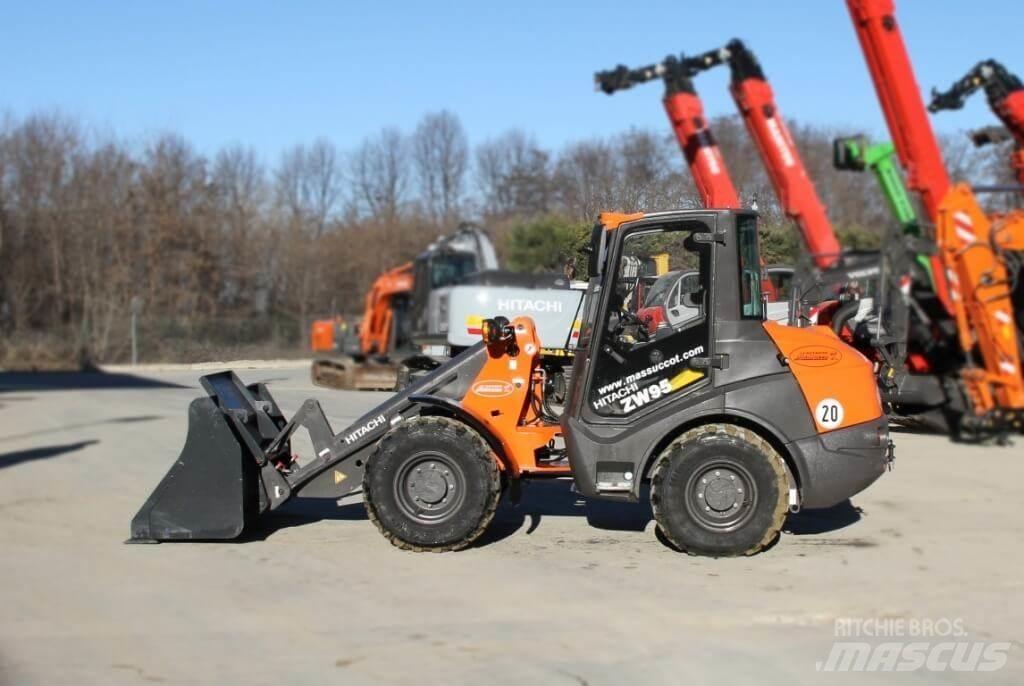 Hitachi ZW95 Pale gommate