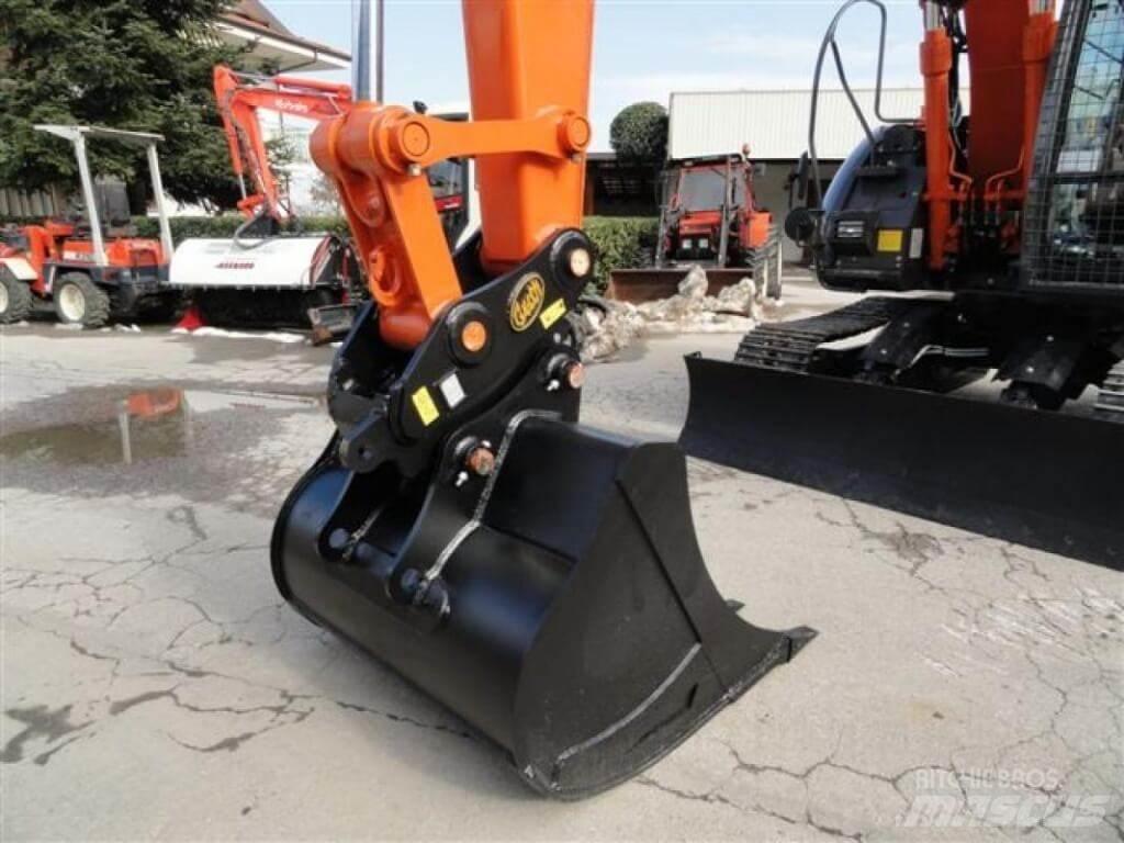 Hitachi ZX135 US-6 Escavatori forestali