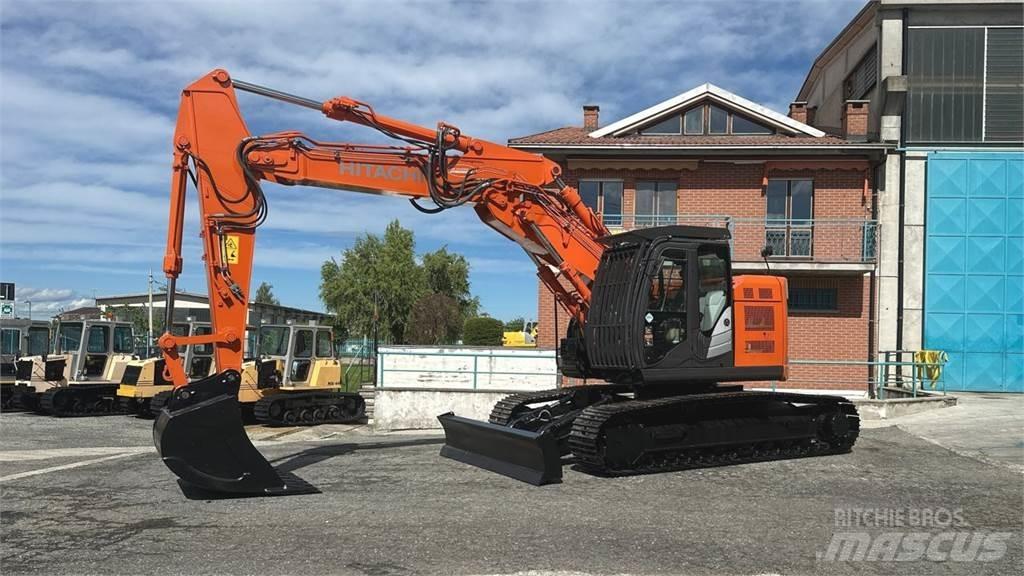 Hitachi ZX225USLC-5B Escavatori cingolati