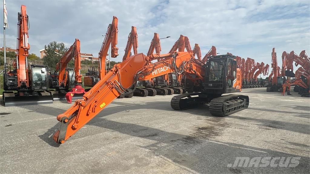 Hitachi ZX225USLC-7 Escavatori cingolati