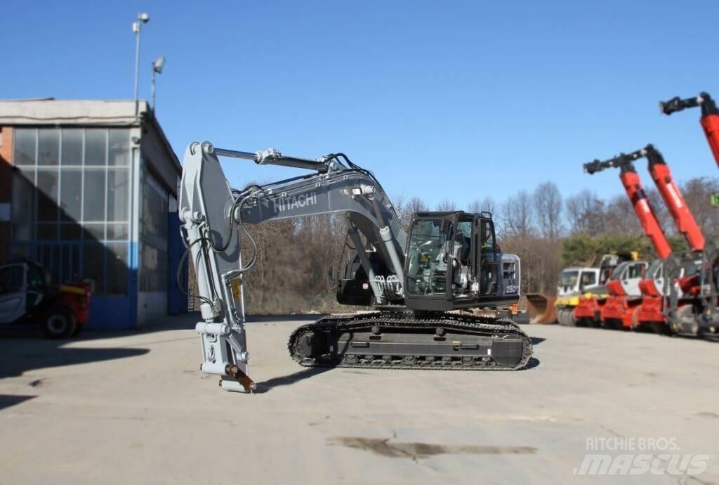 Hitachi ZX250LCN-6 Escavatori forestali