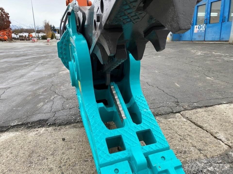 Hitachi ZX470LCH-3 Escavatori cingolati