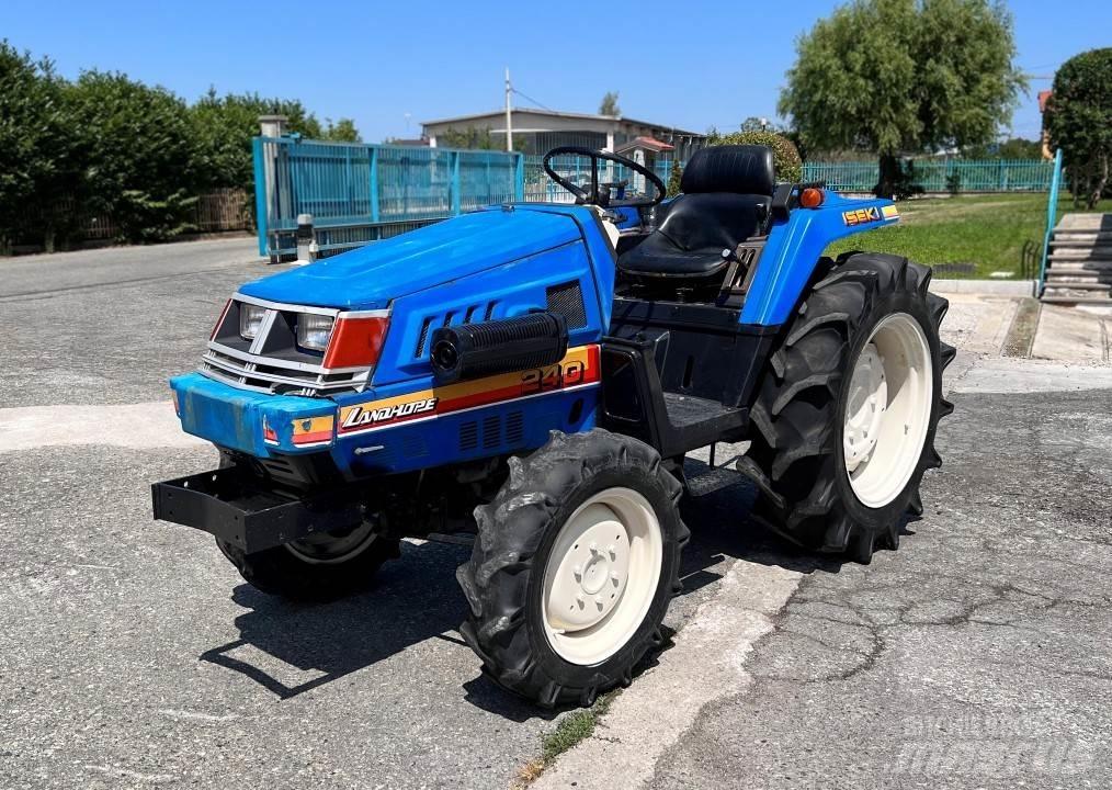 Iseki 240 4x4 Lame spazzaneve e aratri