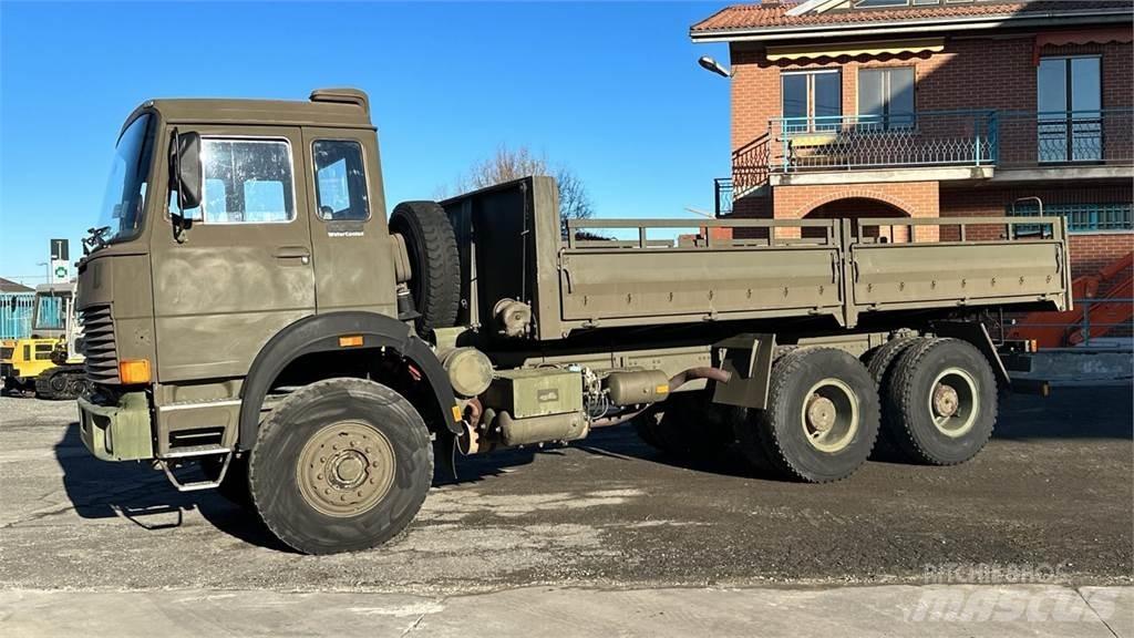 Iveco 260-35 6x4 Camion altro