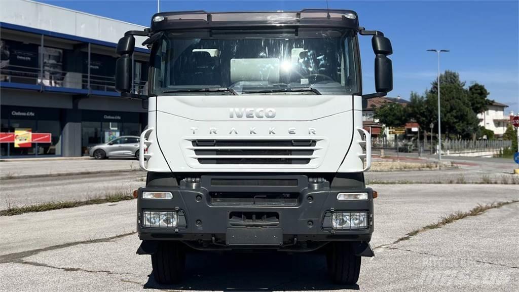 Iveco Trakker 410 8X4 Betoniere