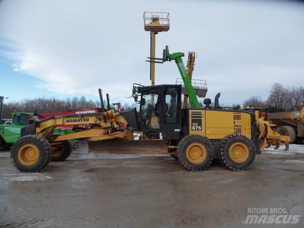 Komatsu GD675-5 Dozer cingolati