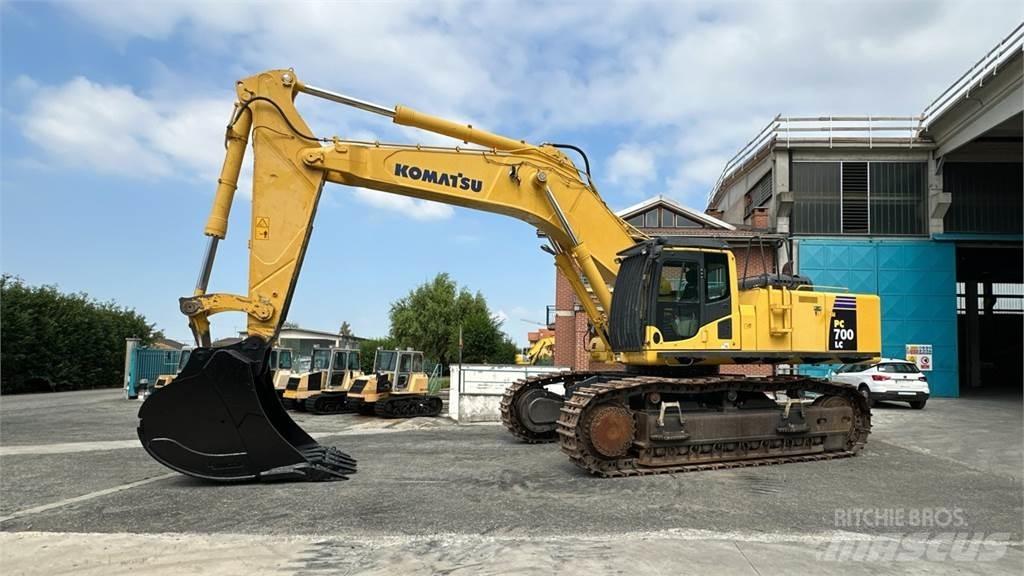 Komatsu PC700 LC-8E0 Escavatori cingolati