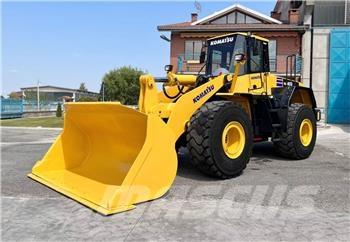 Komatsu WA480-5 Pale gommate