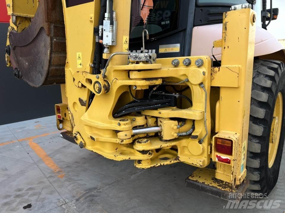Komatsu WB93S-5E0 Terne