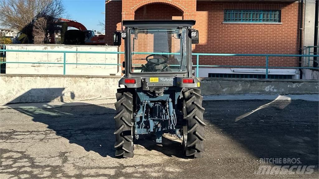 Kubota KT24 4X4 Lame spazzaneve e aratri