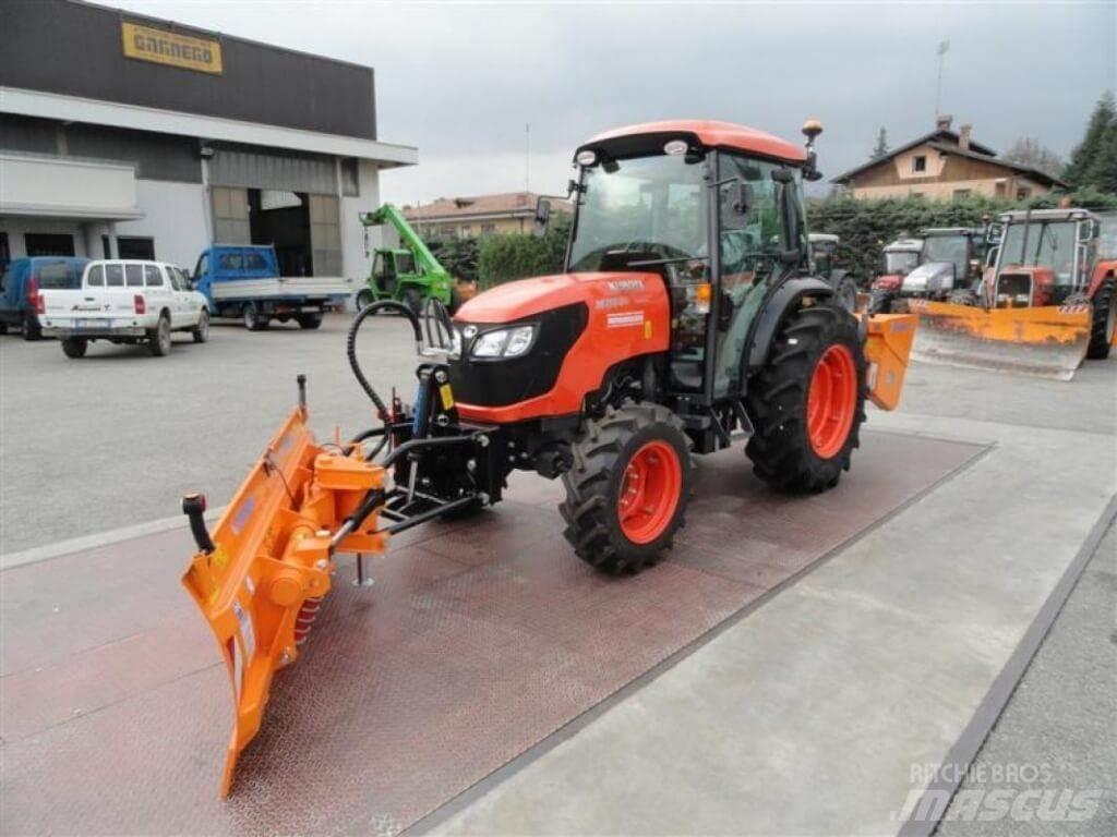 Kubota M 85.40 Narrow Lame spazzaneve e aratri