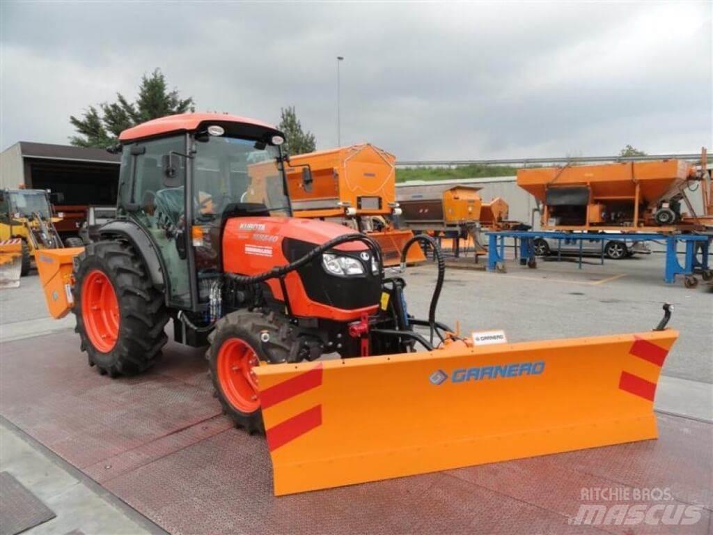 Kubota M 85.40 Narrow Lame spazzaneve e aratri
