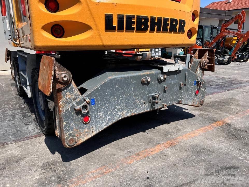 Liebherr LH22 Escavatori gommati