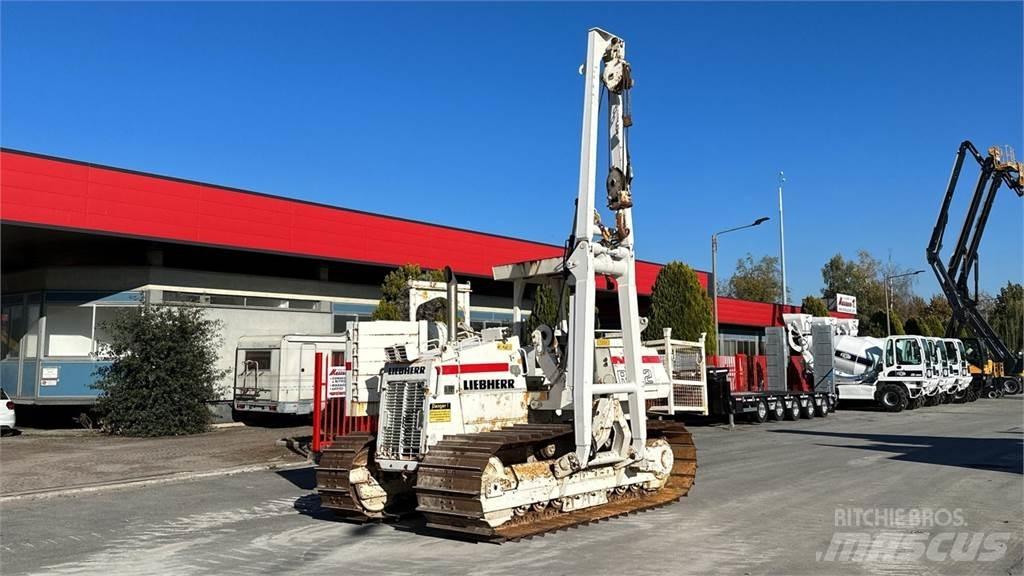 Liebherr RL 22 B Macchinari per pipeline