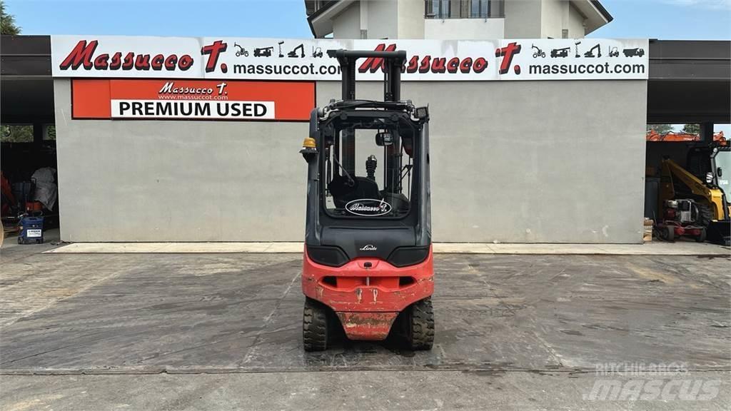 Linde E30L - 01 Carrelli elevatori elettrici