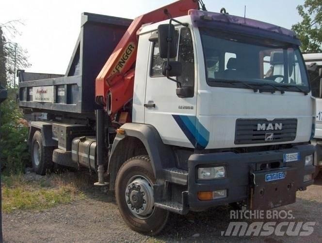 MAN LE 280 B Camion altro