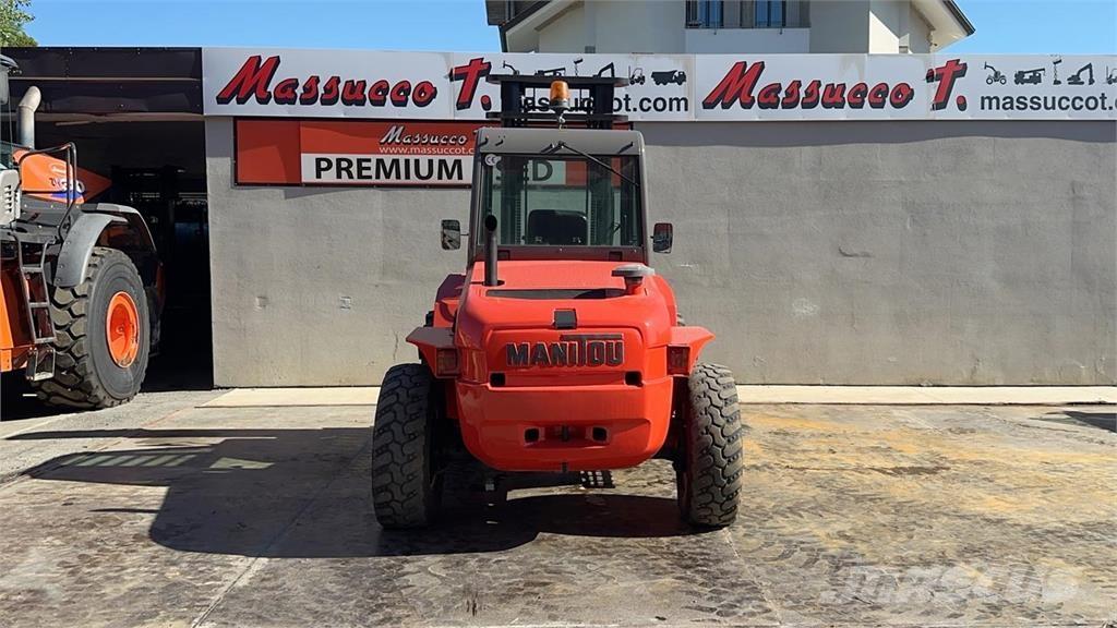 Manitou M50-4 4x4 Elevatore per esterni