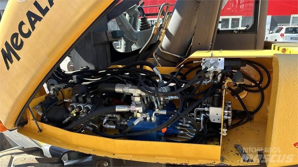 Mecalac 10MSX 4X4 Escavatori gommati