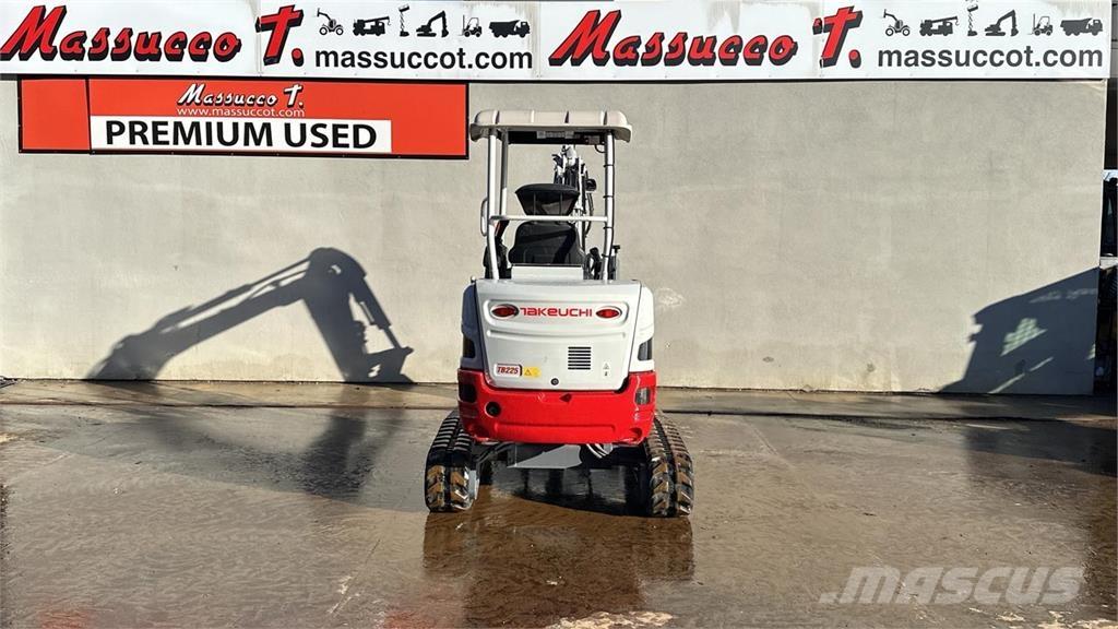 Takeuchi TB225 Miniescavatori