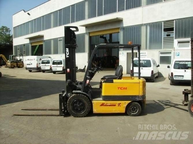 TCM VM400 FB30 Carrelli elevatori elettrici