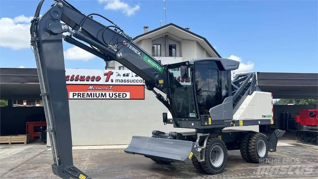Terex TWH 220 S5 Escavatori gommati