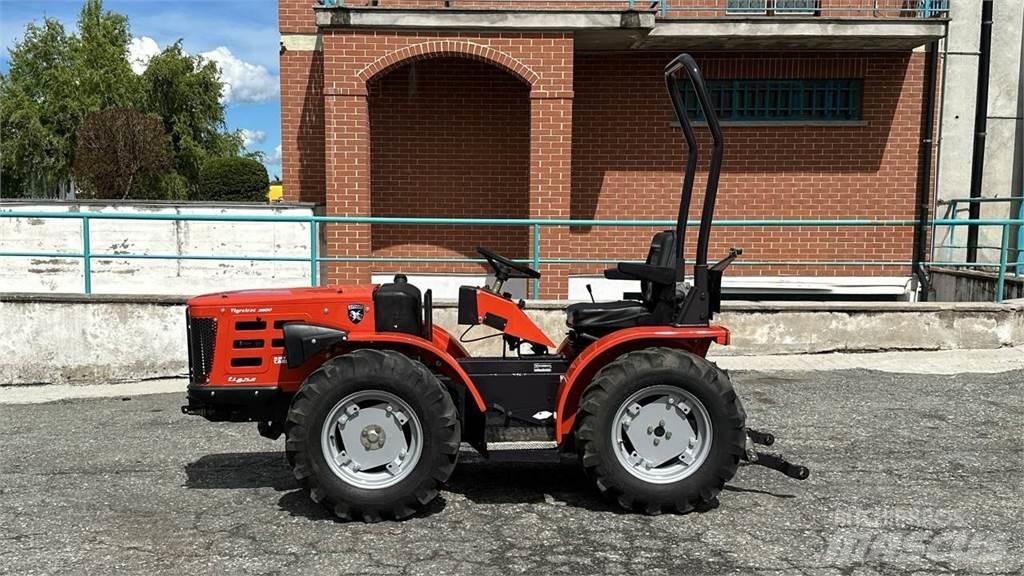  Tigretrac 3800 4x4 Lame spazzaneve e aratri
