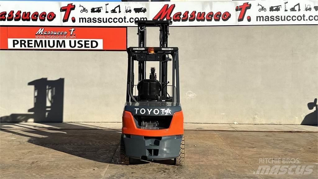 Toyota 52-8FDF30 Carrelli elevatori diesel
