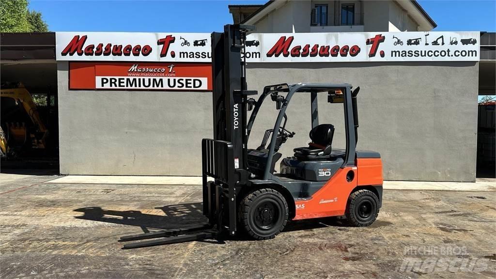 Toyota 52-8FDF30 Carrelli elevatori diesel
