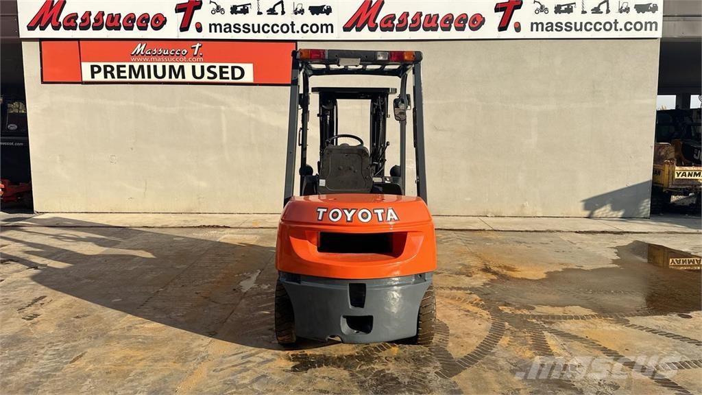 Toyota 62—7FDF25 Carrelli elevatori diesel