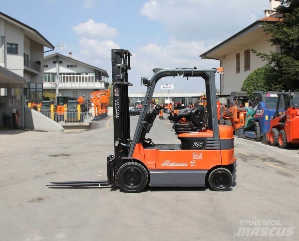 Toyota 7FBMF25 Carrelli elevatori elettrici