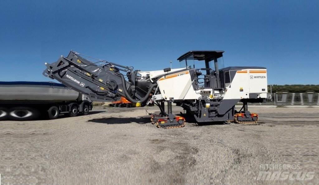 Wirtgen W200Fi Fresa a freddo per asfalto