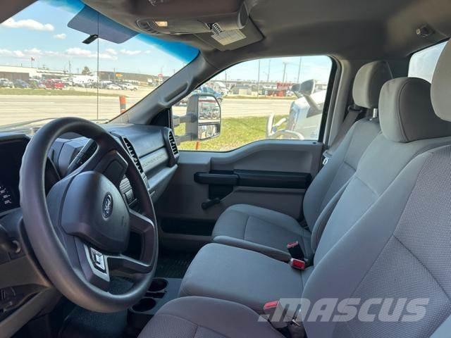Ford F450 XL 4x2 Camion cassonati