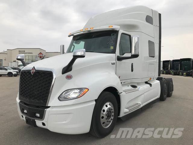 International LT Motrici e Trattori Stradali