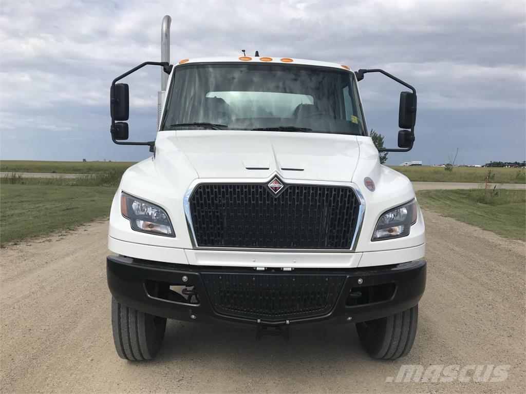 International MV Camion dei rifiuti