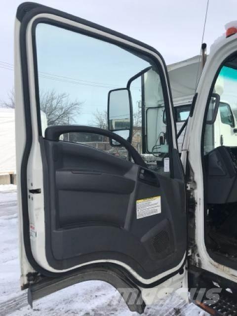 Isuzu NRR Camion a temperatura controllata