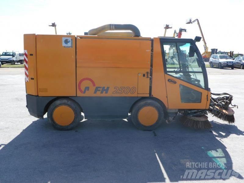 Aebi MFH 2500 Autocarro spazzatrice