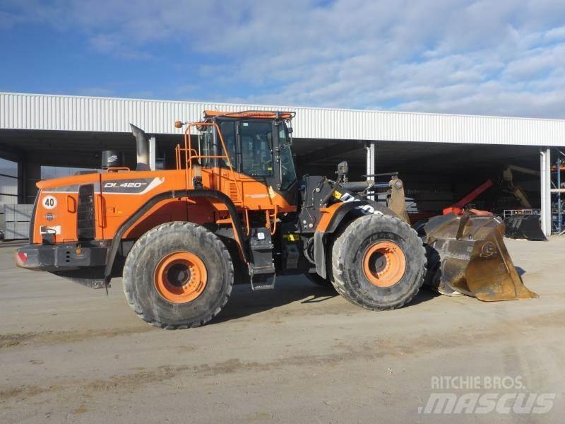 Doosan DL420-5K Pale gommate